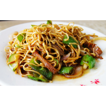 Nouilles sautées au porc fumé